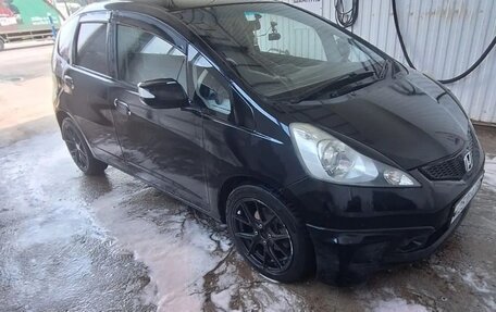 Honda Fit III, 2008 год, 670 000 рублей, 2 фотография