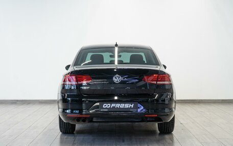 Volkswagen Passat B8 рестайлинг, 2018 год, 1 699 000 рублей, 4 фотография