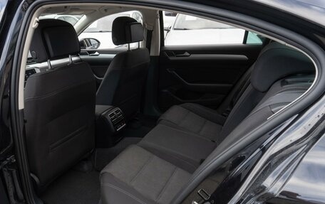 Volkswagen Passat B8 рестайлинг, 2018 год, 1 699 000 рублей, 11 фотография