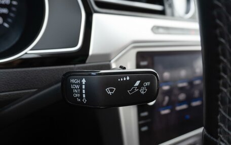 Volkswagen Passat B8 рестайлинг, 2018 год, 1 699 000 рублей, 16 фотография
