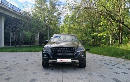 Mercedes-Benz M-Класс, 2010 год, 1 700 000 рублей, 21 фотография