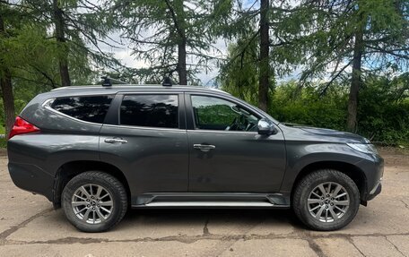 Mitsubishi Pajero Sport III рестайлинг, 2018 год, 3 450 000 рублей, 2 фотография