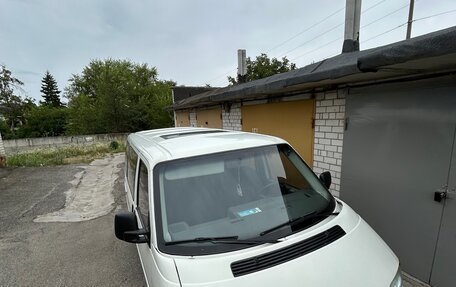 Volkswagen Transporter T4, 2000 год, 1 400 000 рублей, 2 фотография