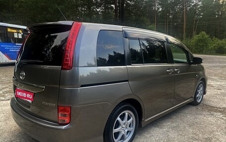 Toyota ISis I, 2007 год, 855 000 рублей, 10 фотография