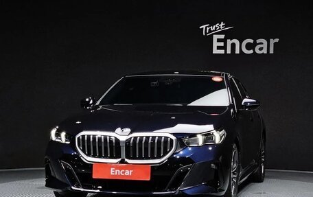 BMW 5 серия, 2026 год, 9 458 000 рублей, 3 фотография