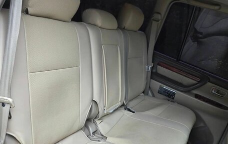Lexus LX II, 2001 год, 6 фотография