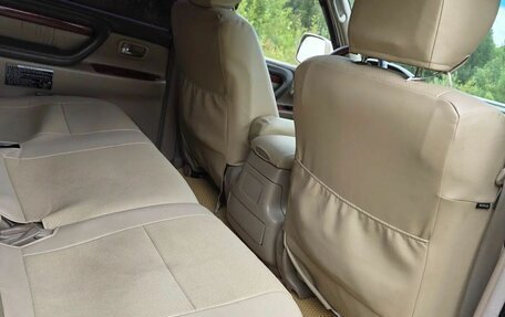 Lexus LX II, 2001 год, 9 фотография