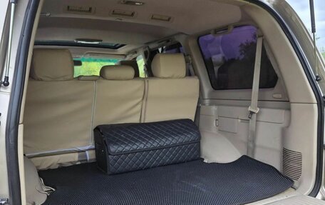 Lexus LX II, 2001 год, 7 фотография