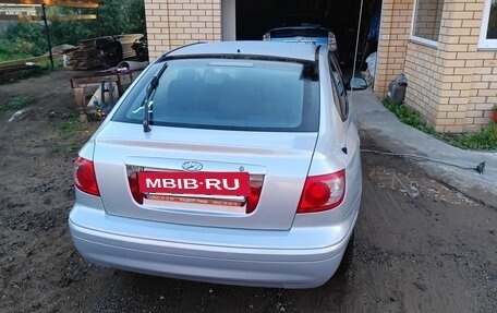 Hyundai Elantra III, 2004 год, 300 000 рублей, 3 фотография