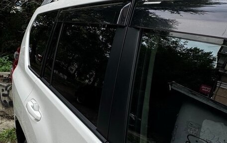 Toyota Land Cruiser Prado 150 рестайлинг 2, 2015 год, 3 100 000 рублей, 9 фотография