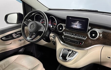 Mercedes-Benz V-Класс, 2015 год, 3 540 000 рублей, 15 фотография