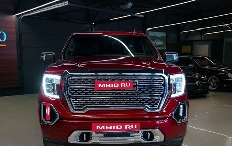 GMC Sierra, 2021 год, 5 900 000 рублей, 4 фотография