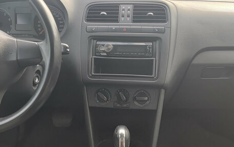 Volkswagen Polo VI (EU Market), 2011 год, 765 000 рублей, 18 фотография