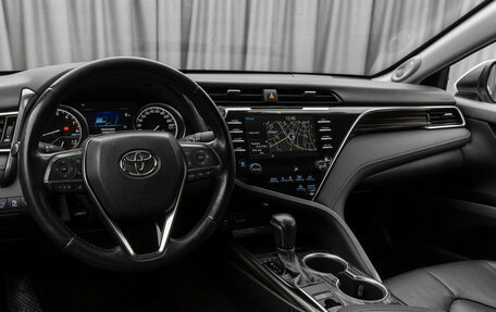 Toyota Camry, 2019 год, 2 590 000 рублей, 7 фотография