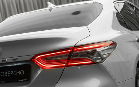 Toyota Camry, 2019 год, 2 590 000 рублей, 21 фотография