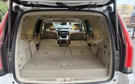 Cadillac Escalade IV, 2016 год, 2 800 000 рублей, 1 фотография