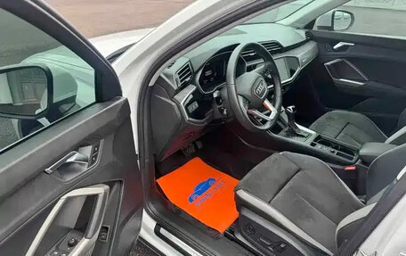 Audi Q3, 2022 год, 2 549 000 рублей, 15 фотография