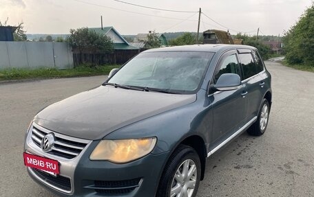 Volkswagen Touareg III, 2007 год, 750 000 рублей, 2 фотография