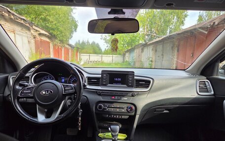 KIA cee'd III, 2019 год, 1 300 000 рублей, 11 фотография