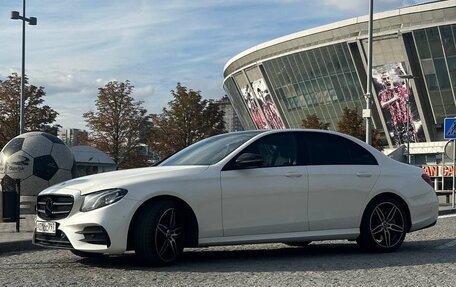 Mercedes-Benz E-Класс, 2017 год, 3 250 000 рублей, 3 фотография