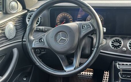 Mercedes-Benz E-Класс, 2017 год, 3 250 000 рублей, 10 фотография