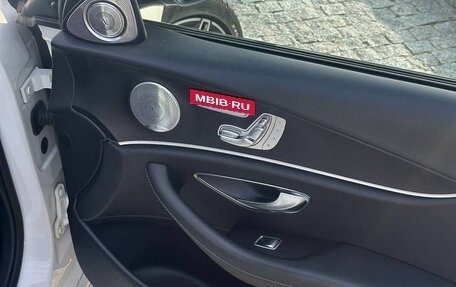 Mercedes-Benz E-Класс, 2017 год, 3 250 000 рублей, 9 фотография
