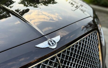 Bentley Bentayga I, 2016 год, 8 999 000 рублей, 15 фотография