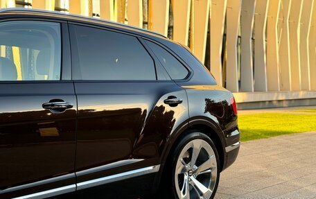Bentley Bentayga I, 2016 год, 8 999 000 рублей, 14 фотография