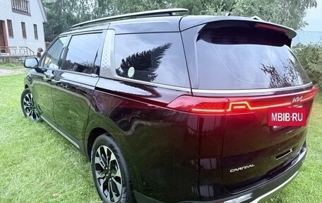 KIA Carnival, 2023 год, 4 800 000 рублей, 9 фотография