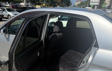 Nissan Tiida, 2004 год, 470 000 рублей, 10 фотография