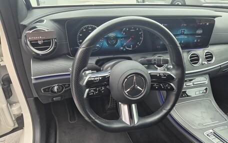 Mercedes-Benz E-Класс, 2021 год, 4 600 000 рублей, 4 фотография