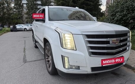 Cadillac Escalade IV, 2016 год, 2 800 000 рублей, 6 фотография