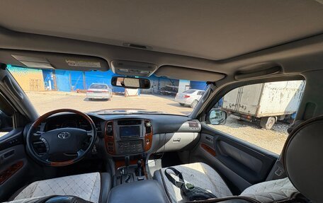 Toyota Land Cruiser 100 рестайлинг 2, 2007 год, 2 950 000 рублей, 11 фотография