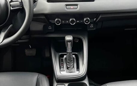 Honda Vezel, 2023 год, 1 975 734 рублей, 14 фотография