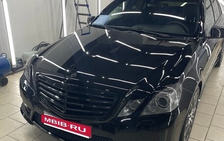 Mercedes-Benz E-Класс, 2012 год, 1 190 000 рублей, 10 фотография