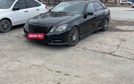 Mercedes-Benz E-Класс, 2012 год, 1 190 000 рублей, 3 фотография