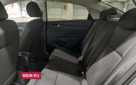 Hyundai Solaris II рестайлинг, 2018 год, 1 050 000 рублей, 15 фотография