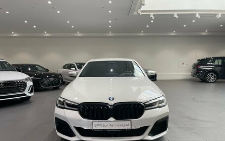 BMW 5 серия, 2020 год, 4 975 000 рублей, 2 фотография