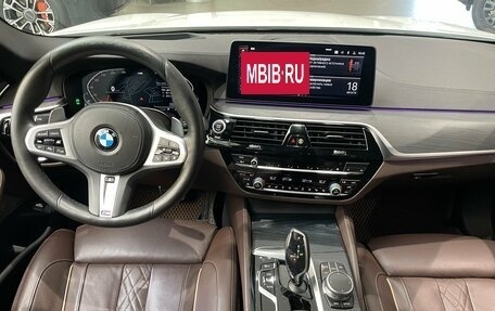 BMW 5 серия, 2020 год, 4 975 000 рублей, 13 фотография