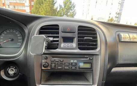 Hyundai Sonata IV рестайлинг, 2004 год, 380 000 рублей, 4 фотография