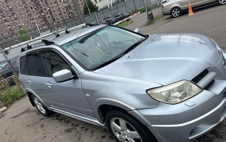 Mitsubishi Outlander III рестайлинг 3, 2006 год, 420 000 рублей, 2 фотография