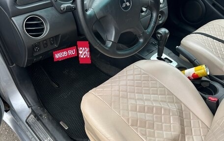 Mitsubishi Outlander III рестайлинг 3, 2006 год, 420 000 рублей, 8 фотография