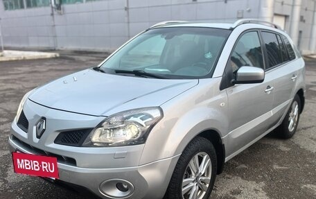 Renault Koleos I рестайлинг 2, 2010 год, 880 000 рублей, 2 фотография