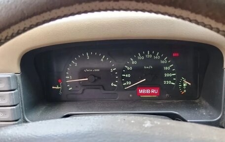 Land Rover Discovery III, 2000 год, 500 000 рублей, 4 фотография