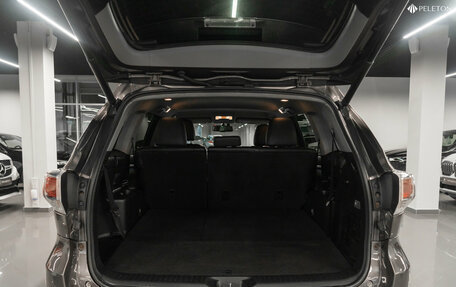 Toyota Highlander III, 2014 год, 2 030 000 рублей, 26 фотография