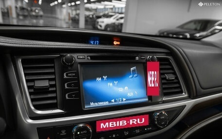 Toyota Highlander III, 2014 год, 2 030 000 рублей, 19 фотография