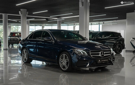Mercedes-Benz E-Класс, 2018 год, 2 760 000 рублей, 2 фотография
