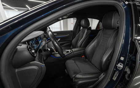 Mercedes-Benz E-Класс, 2018 год, 2 760 000 рублей, 9 фотография