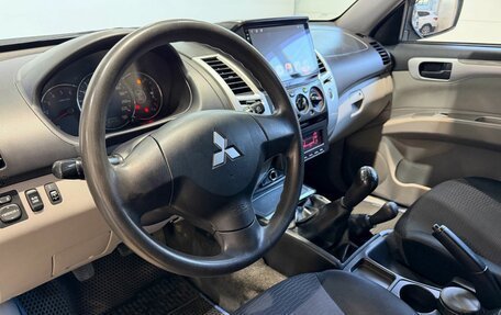 Mitsubishi Pajero Sport II рестайлинг, 2014 год, 1 369 900 рублей, 6 фотография