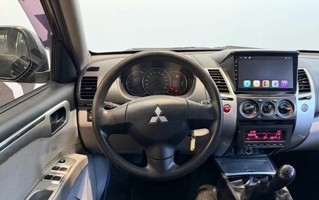Mitsubishi Pajero Sport II рестайлинг, 2014 год, 1 369 900 рублей, 11 фотография
